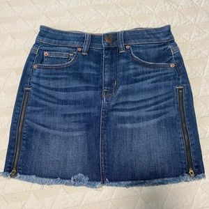 American Eagle jean hi-rise mini skirt with zipper detail